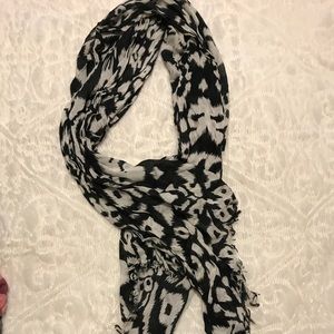 Patterned Scarf